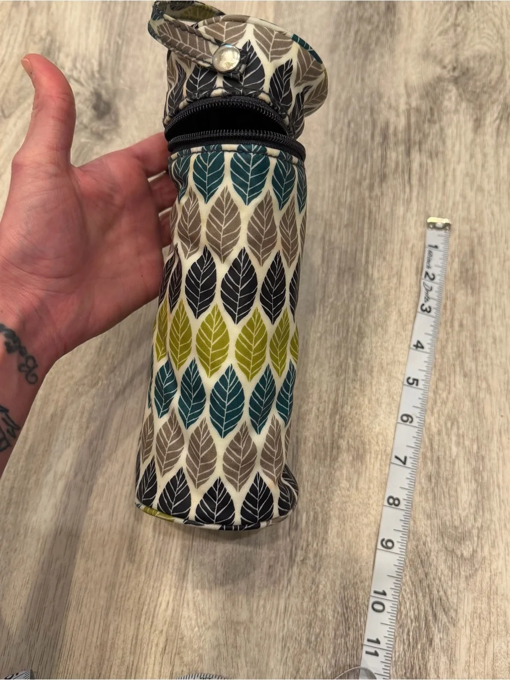 Kalencom Insulated Leaf Print Bottle Bag Carrier